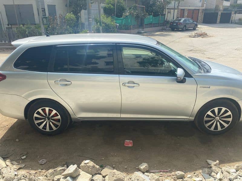 Toyota Fielder 2013 0