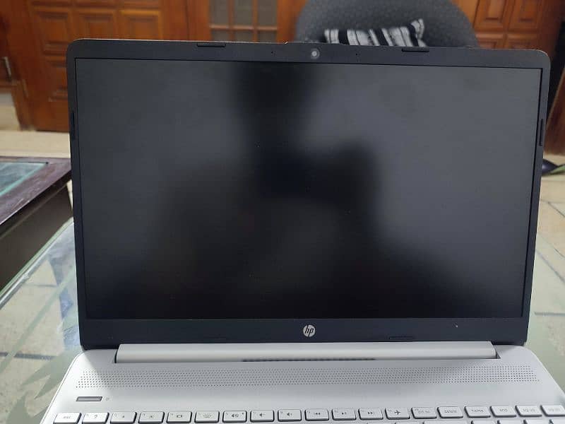 HP Pavilion 15s 1