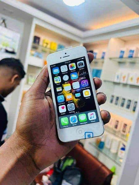 iPhone 6s Stroge 64 GB PTA approved for sale 03269200962 1