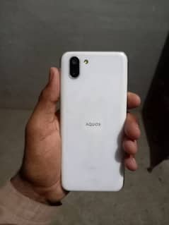 aquos r2 4GB 64 GB non pta