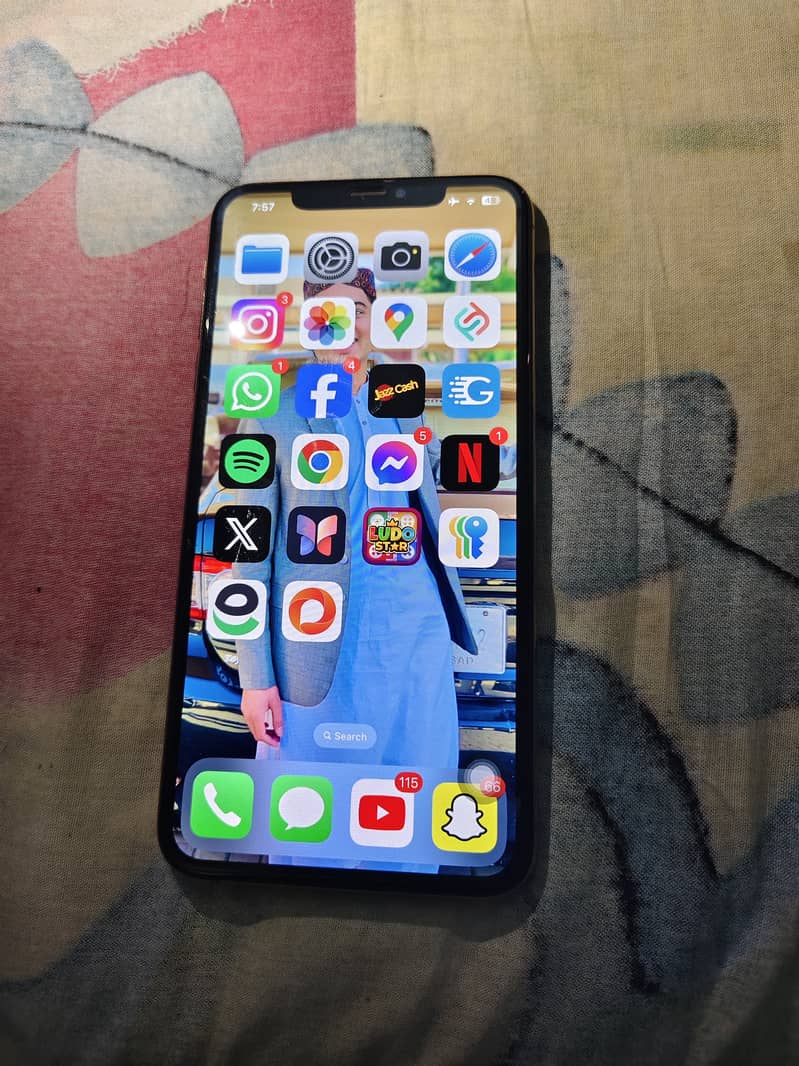 IPHONE XsMAX With Black Cover 1