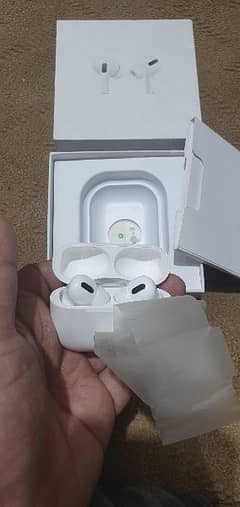 iphone airpods pro wireless charging case 0