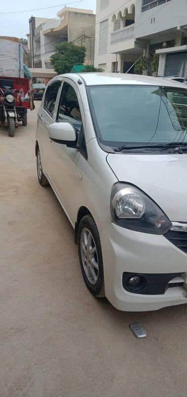 Daihatsu Mira 2014 2