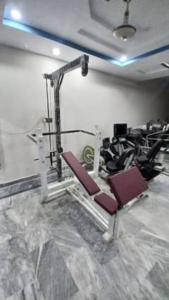 Multi gym home station bench press lat pull down rowing weight lifting