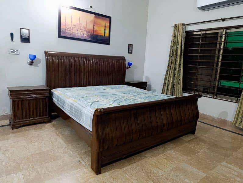 Pure Chinnioti Sheesham wood Bed set 3