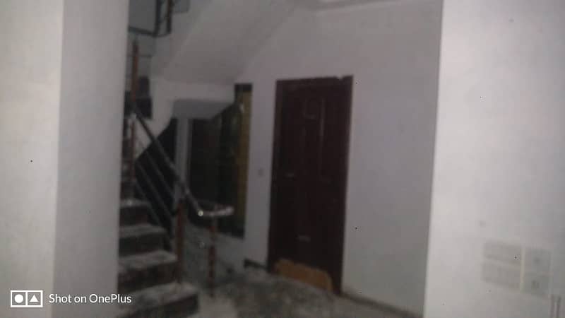 10 MARLA FULL HOUSE FOR RENT IN WAPDA TOWN 2