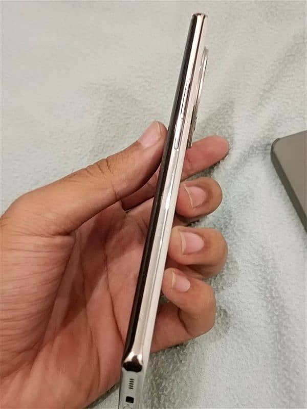 Vivo V30e just box opened 03160721399 4