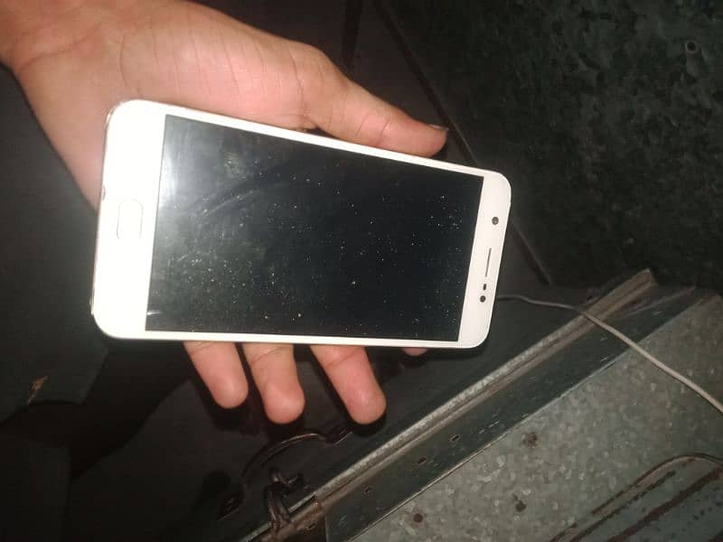 vivo y67 read ad urgent sale 1