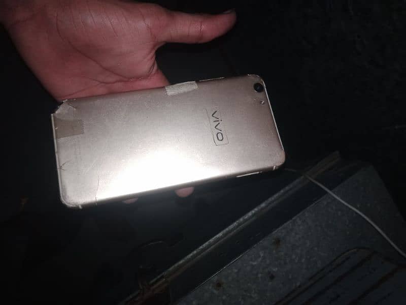 vivo y67 read ad urgent sale 4