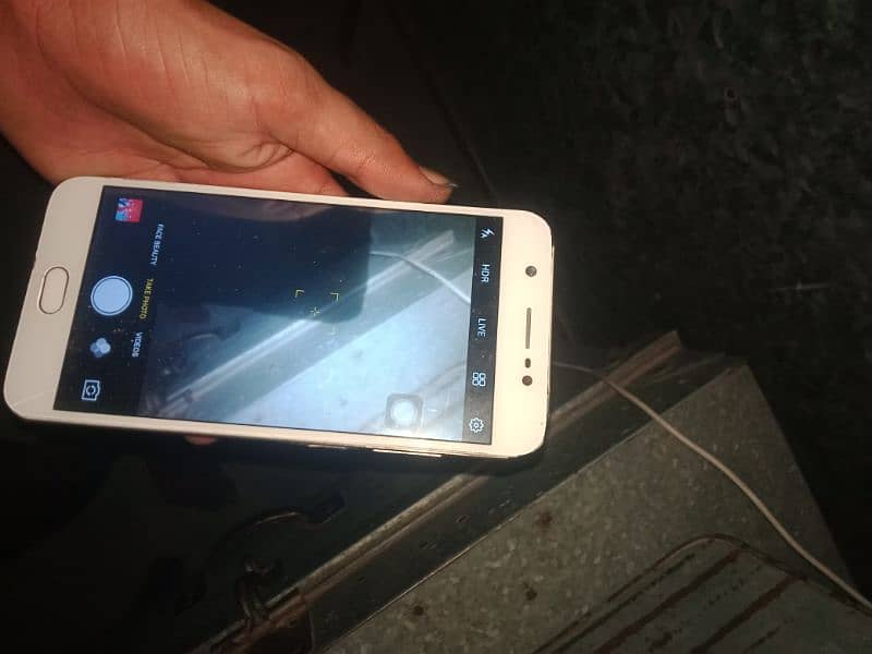 vivo y67 read ad urgent sale 6