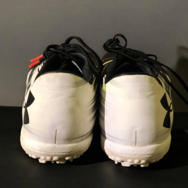 Original Under Armour Football Shoes (Grippers) - UK 10.5 3