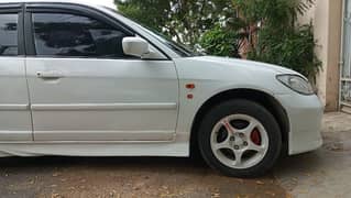 Honda Civic EXi 2004