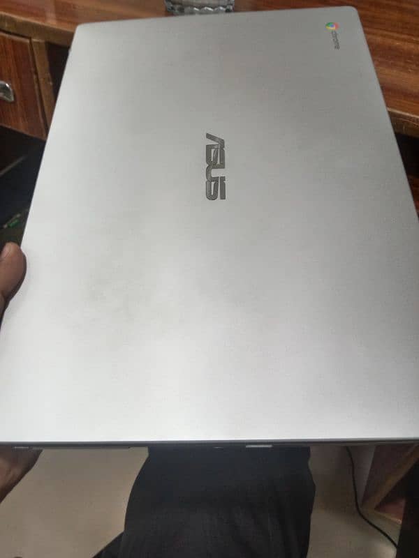 Asus Chromebook 0