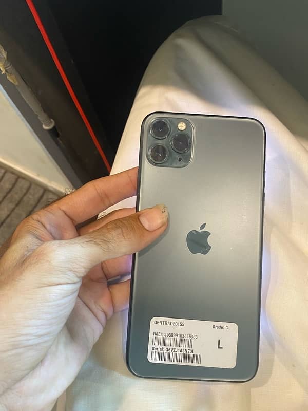 iphone 11  pro max 265gb 2