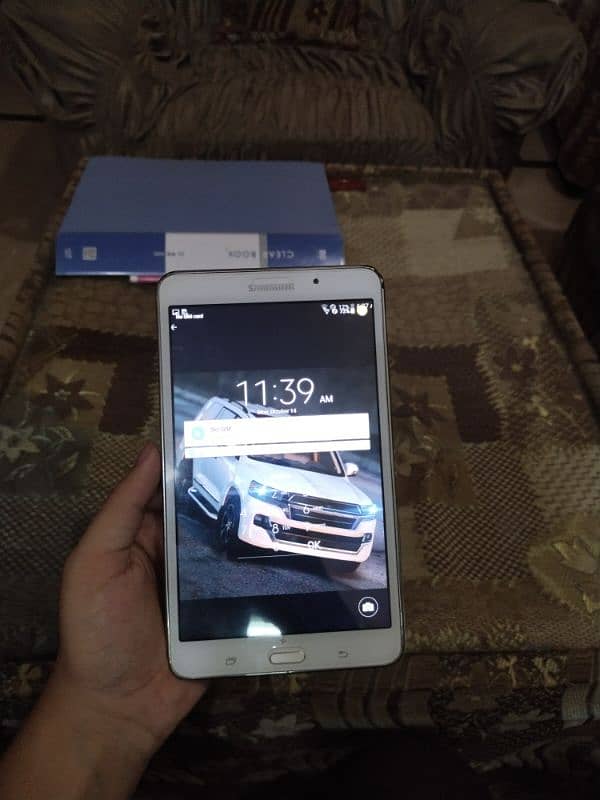 Samsung Tab 4 white color 0