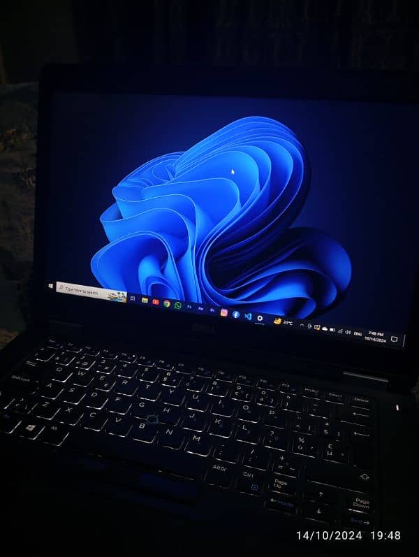 Dell Laptop i5-6 gen 256gb 0