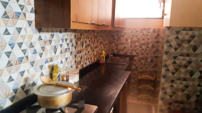 3BED DD SAFARI OMEGA FLAT FOR SALE IN GULISTAN E JAUHAR BLOCK 13 0