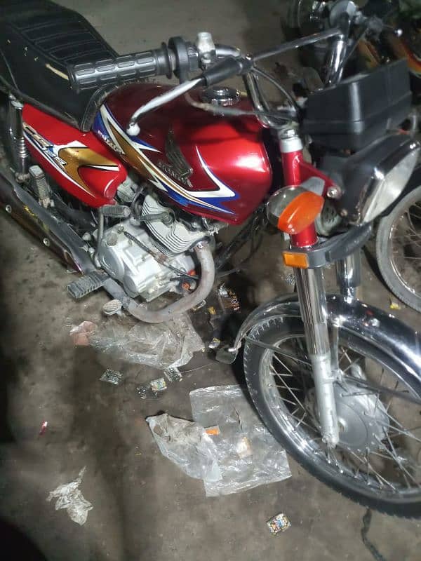 Honda 125 khi 03462749928 1