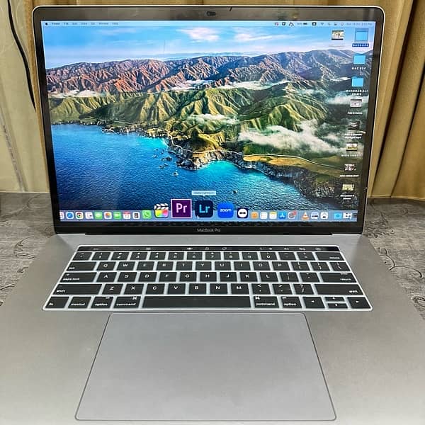 Macbook Pro 2017 Touch Bar 15 Inch 512gb SSD 3