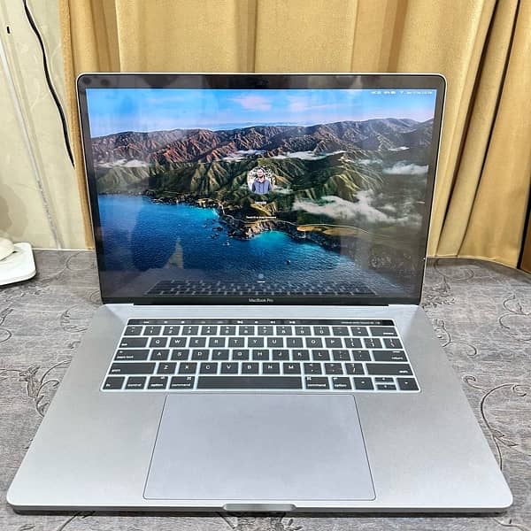 Macbook Pro 2017 Touch Bar 15 Inch 512gb SSD 5