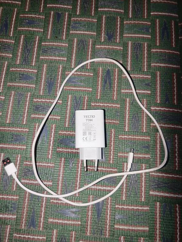 TECNO CAMON 30 ORIGNAL CHARGER 0