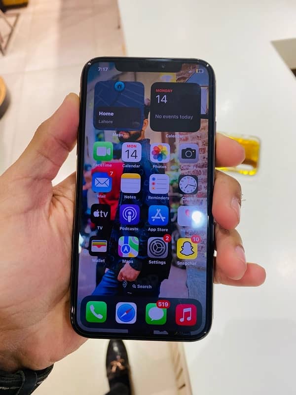 iphone XS 64GB DUAL PTA APPROVED 1