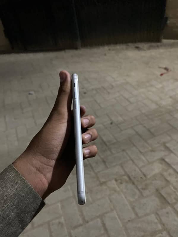 iPhone 8 Plus 256 gb 3