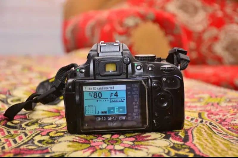 used Nikon camera for urgent sell 3