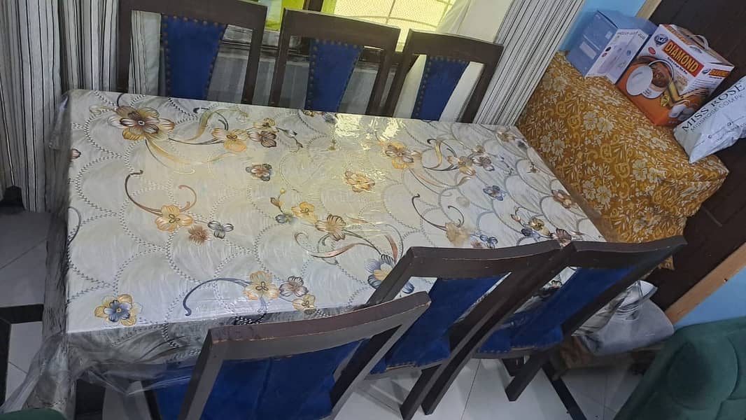 6 seater dinning table 4