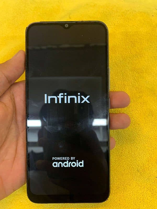 Infinix hot 8 1