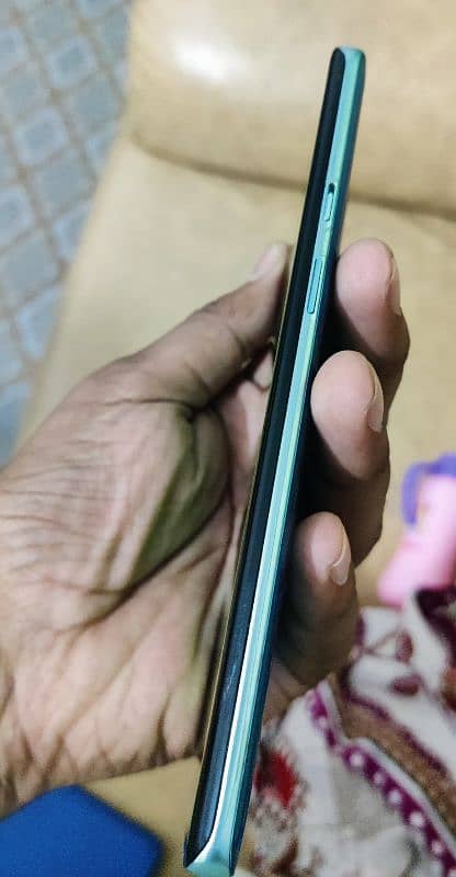 OnePlus 8 Pro Dual PTA Green Line 5