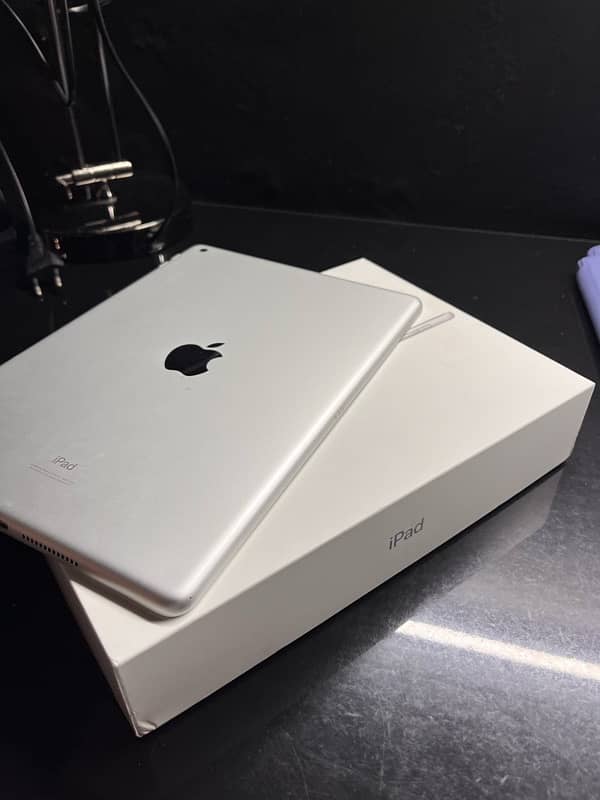 Apple Ipad 8 Generation 7