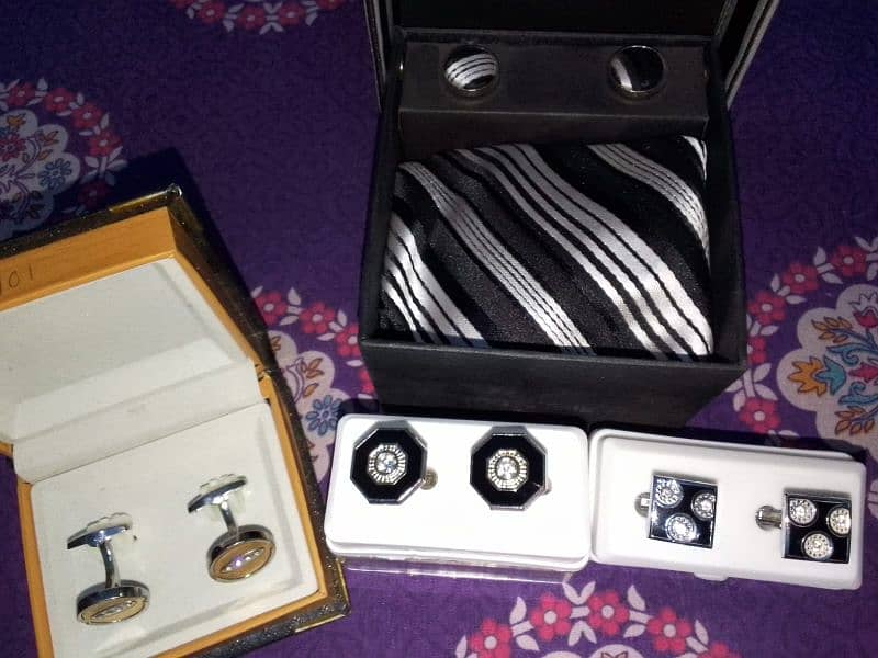 cufflinks 1