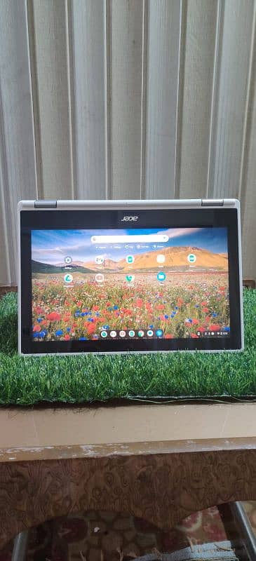 Acer Touch 4gb chromebook R11 360 rotatable 1