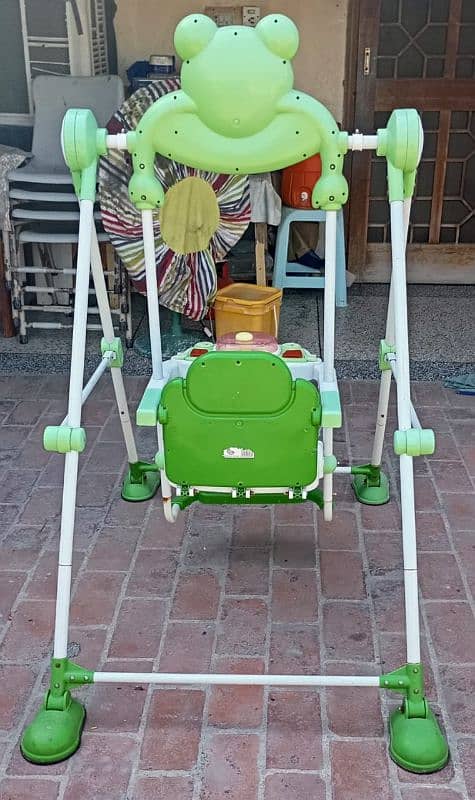 kids swing in good condition 1