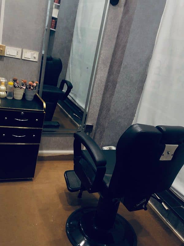 beauty saloon for sale 12