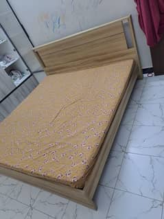 Zubaidas Bed For Sale 40k