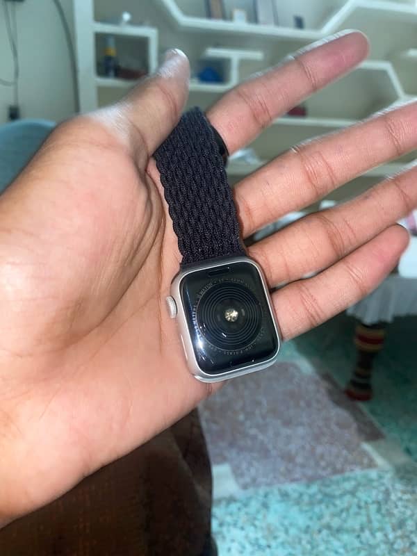 apple watch se 2 0