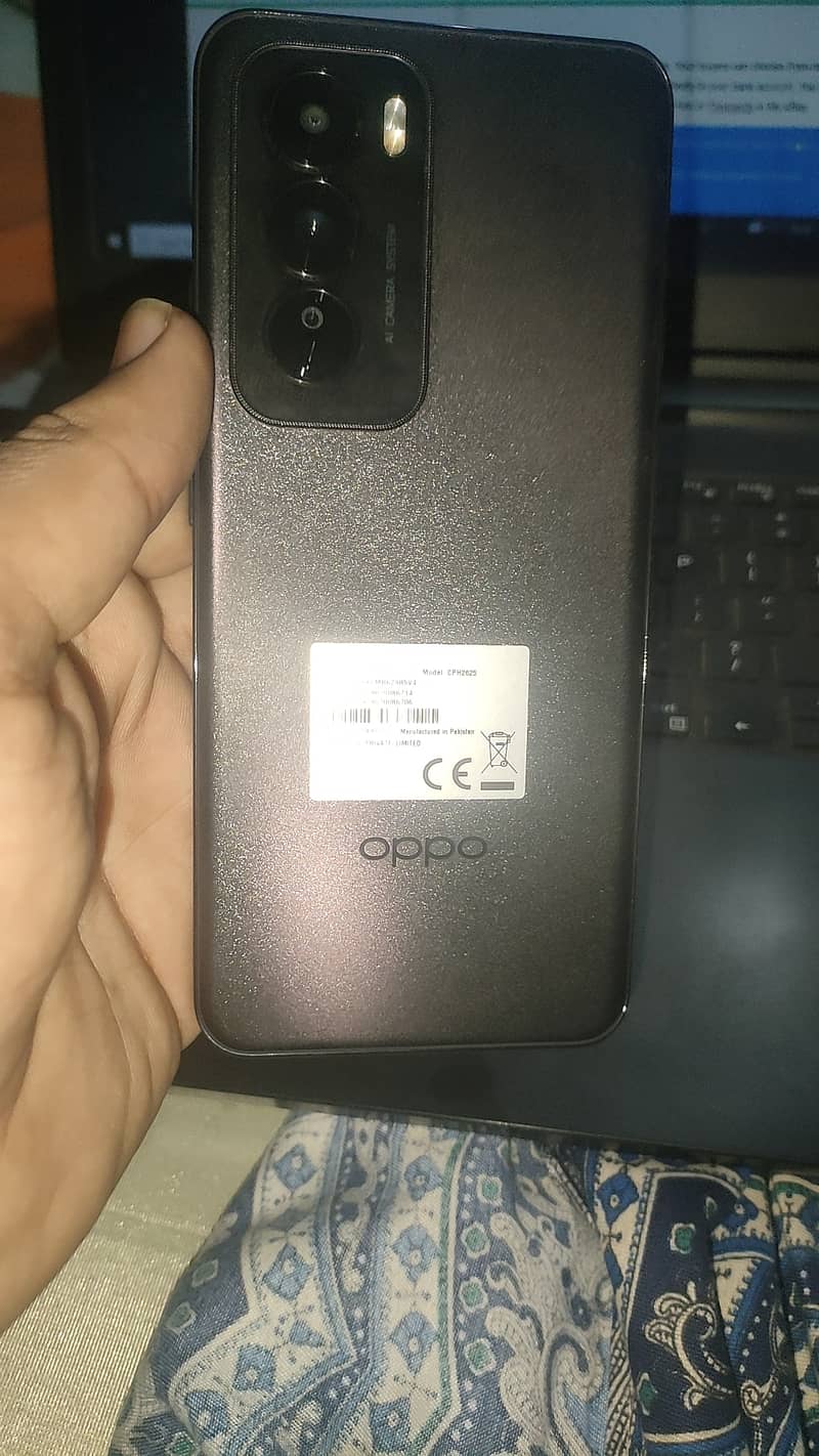 OPPO Reno 12 5g 1