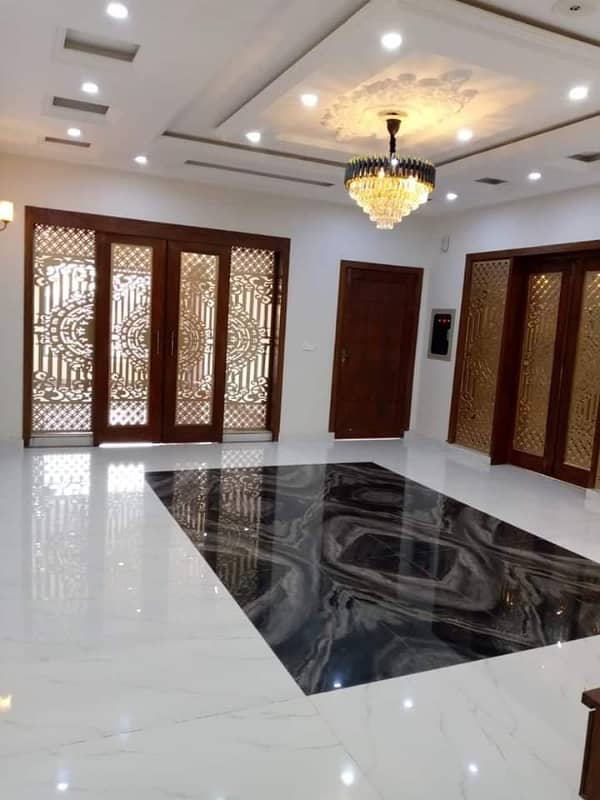 10 Marla House Available For Rent In Rafi Block Sector E Bahria Town Lahore 0