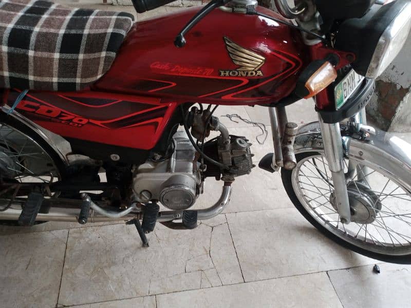 HONDA 70 CD MODEL 2018 3