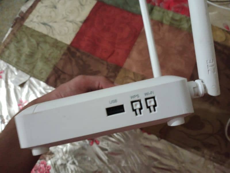 PTCL ZTE Fiber Gpon ONT Router 3