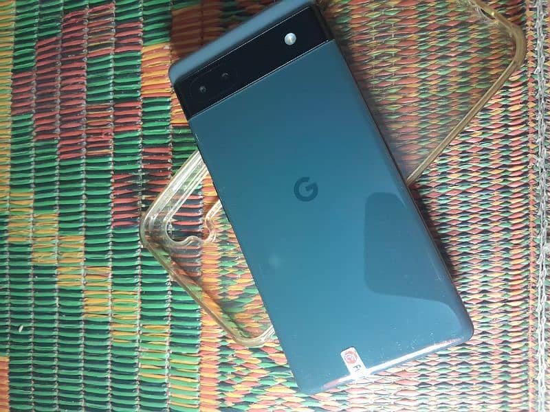 GOOGLE PIXEL 6A 4