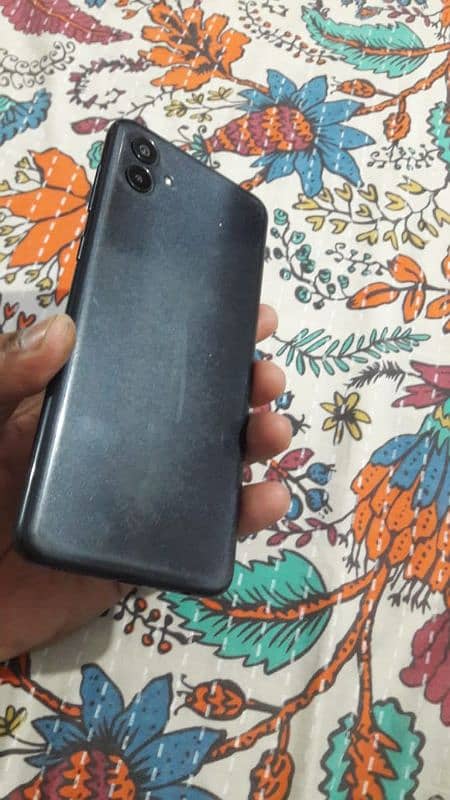 Samsung galaxy A04 for sale 8