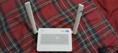 HUWAVI  DUAL BAND FIBER MODEM