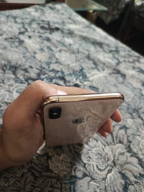 iphone xs max 64gb pta approved 2