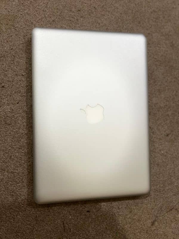 macbook pro 2