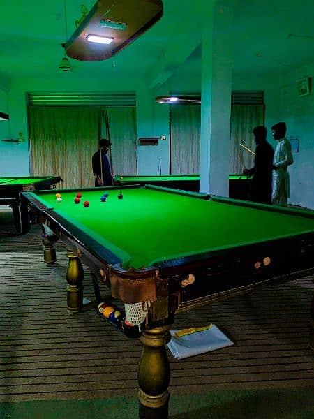 snooker table 5