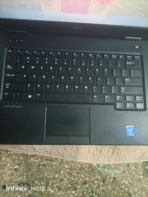 I5 4th Generation e5440 8GB ram 256 ssd 2