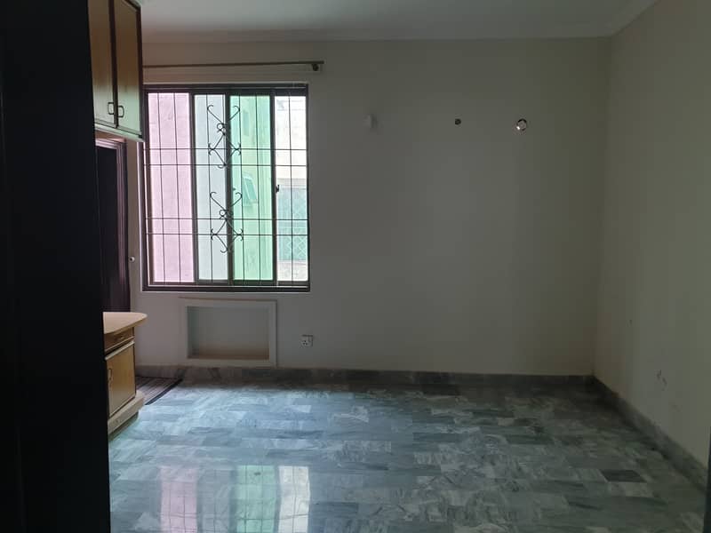 5 MARLA HOUSE FOR RENT NEAR EXPO CENTER IN JOHAR TOWN 9